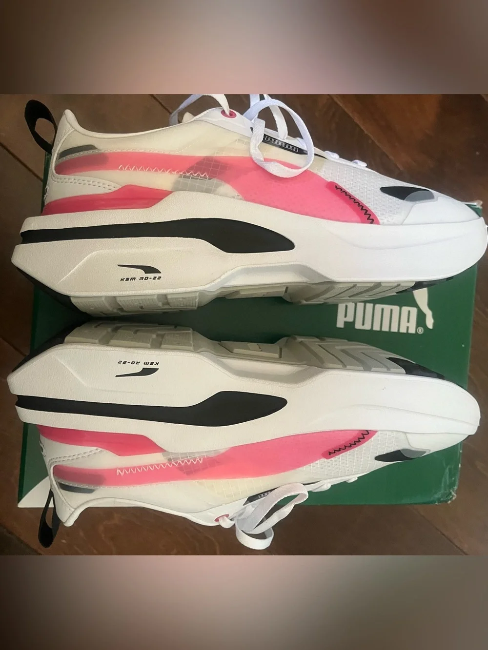 NIB Puma Kosmo Rider white/ sunset pink
Sz 10 - Picture 9 of 10